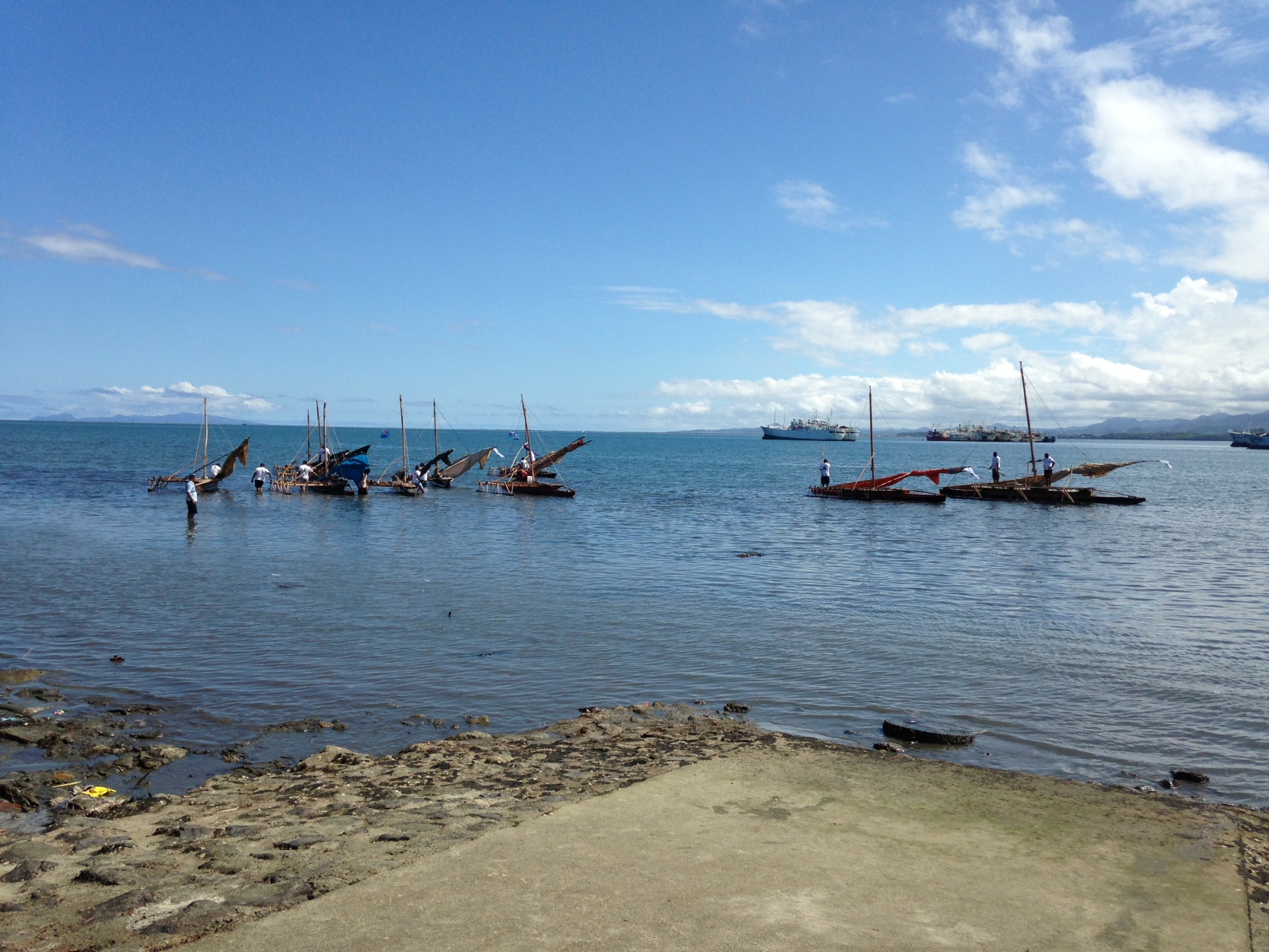 traditional_Fijian_canoe_races