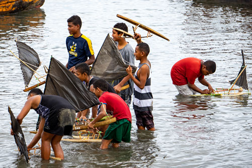 Toy boats – Bakanawa